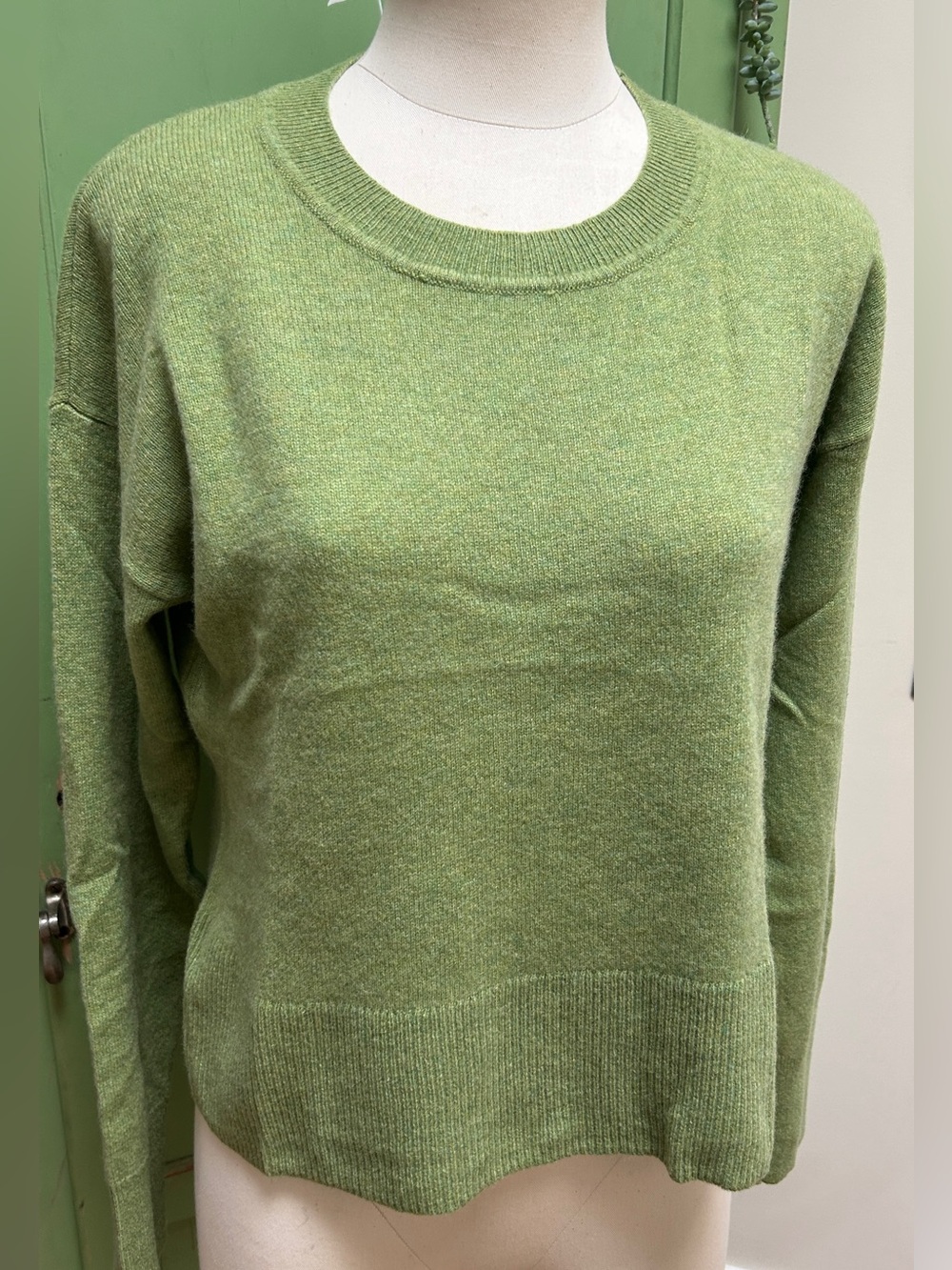 Rachel Zoe 2-ply 100% Cashmere Sweater